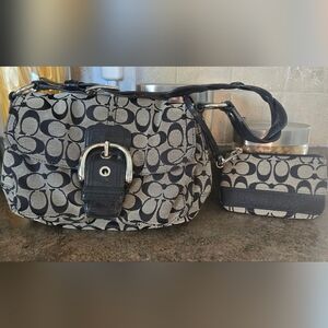 Vintage Coach Soho Black and Cream Signature Shoulder Bag With Matching Wristlet